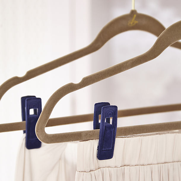 4 Clothes Hanger Clips For Skirts & Trousers image()