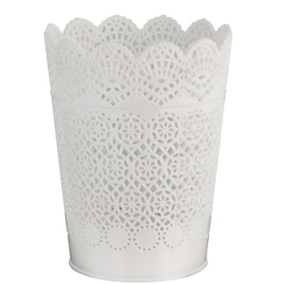 Fine Lace-Effect Storage Pot image()