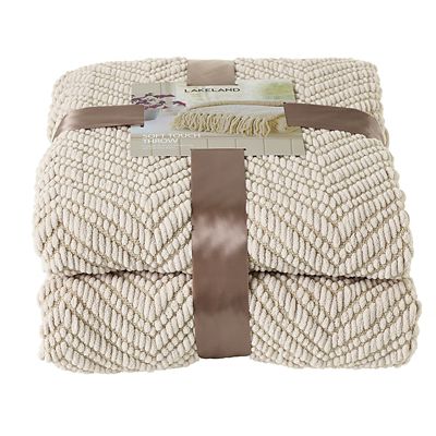 Soft Touch Throw Cream image(2)