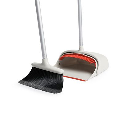 OXO Good Grips Telescopic Upright Dustpan and Brush Sweep Set image(11)