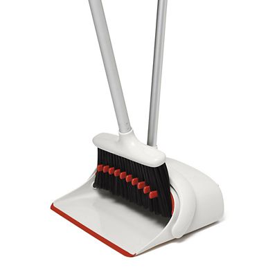 OXO Good Grips Telescopic Upright Dustpan and Brush Sweep Set image(4)