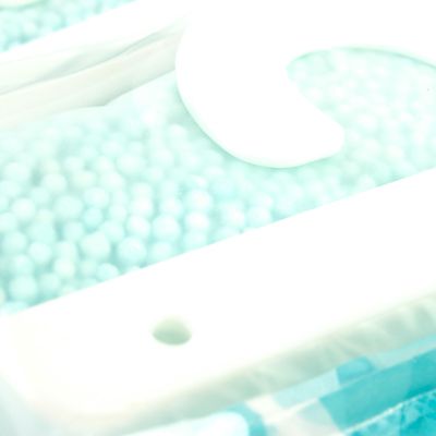 3 Non-Spill Fragranced Hanging Dehumidifiers image(3)