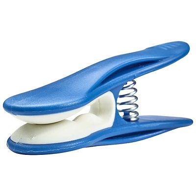 20 Soft Grip Clothes Pegs Sky image(2)