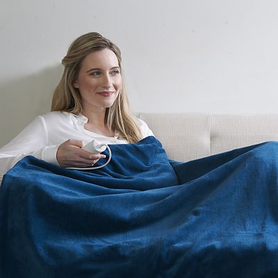 Relaxwell by Dreamland Intelliheat Heated Throw Teal 120 x 160cm - (Image 2)