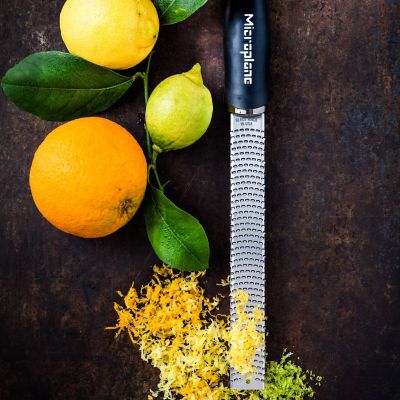 Microplane Premium Classic Series Zester Grater image(2)