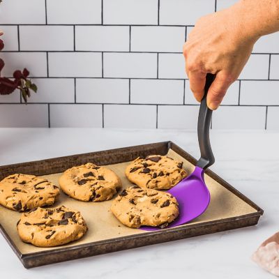 Dreamfarm Chopula Sit Up Chopping Spatula Assorted Colours image(6)