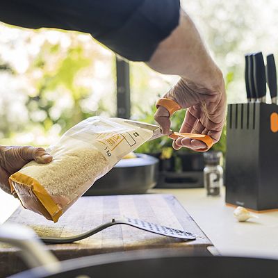 Fiskars Classic Kitchen Scissors image(5)