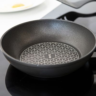 Prestige Thermo Smart Frying Pan 24cm image(2)