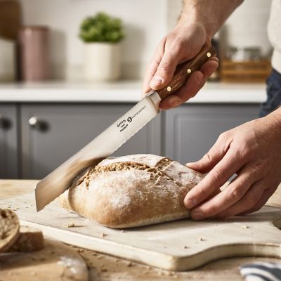 Forest and Forge 20cm Bread Knife with Spalted Beechwood Handle image(3)