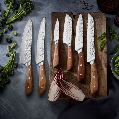 Lakeland Hammered Steel Bread Knife 20cm Blade image(4)