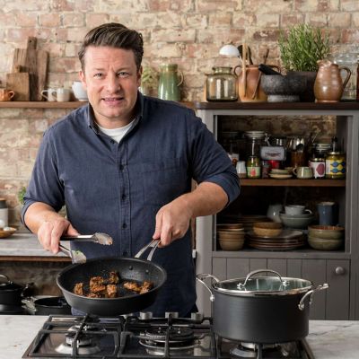Jamie Oliver by Tefal 28cm Hard Anodised Frying Pan image(7)