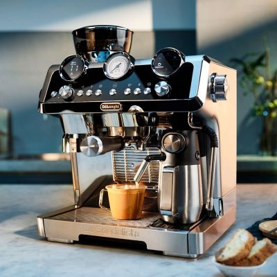 De'Longhi La Specialista Maestro EC9665.M Bean-to-Cup Espresso Machine image(3)