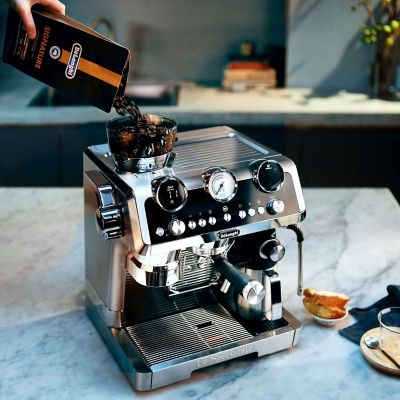 De'Longhi La Specialista Maestro EC9665.M Bean-to-Cup Espresso Machine image(4)