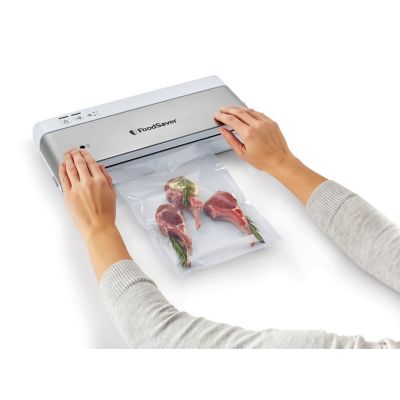 FoodSaver Electric Compact Vacuum Sealer Silver VS0100 image(3)