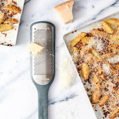 Microplane Nordic Grater with Fine Blade image(5)