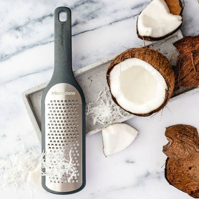 Microplane Nordic Grater with Coarse Blade image(5)