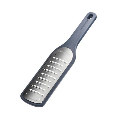 Microplane Nordic Grater with Extra-Coarse Blade image(3)