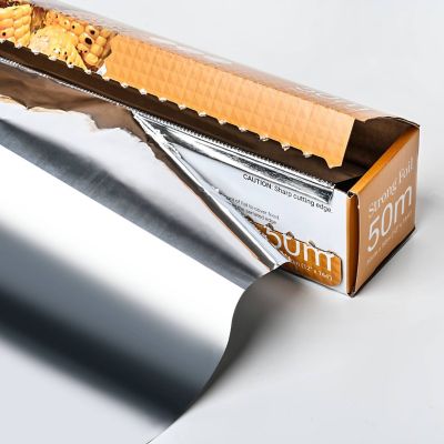 Lakeland 30cm x 50m Ultimate Foil image(4)