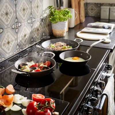 Samuel Groves Britannia Cast Iron 20cm Skillet Pan image(5)