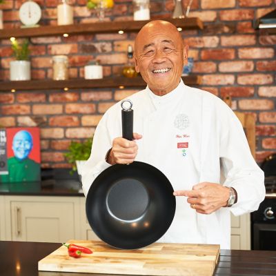 Ken Hom 35cm Non-Stick Wok image(3)