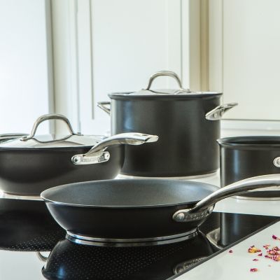 Circulon Excellence 24cm Sauteuse Pan image(2)