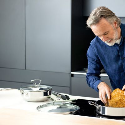 Circulon SteelShield Non-Stick Stainless Steel C-Series 24cm Chef’s Pan  image(2)