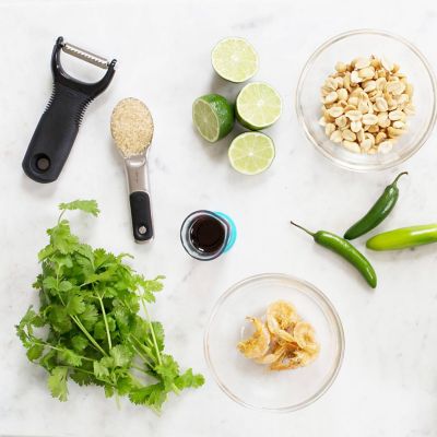 OXO Good Grips Stainless Steel Julienne Peeler image(2)