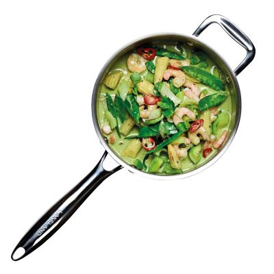 Lakeland Stainless Steel Saucepan with Lid 20cm image(3)