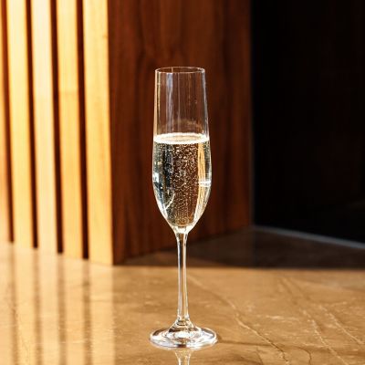 4 Mikasa Treviso Champagne Flutes 190ml image(2)