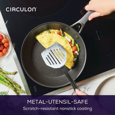 Circulon Scratch Defense 25.4cm Skillet image(2)