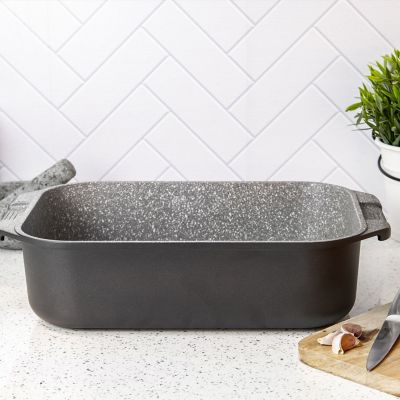 MasterClass 34cm Cast Aluminium Roasting Pan Black image(4)