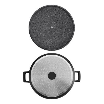 MasterClass 32cm Cast Aluminium Shallow Casserole Dish Black  image(4)