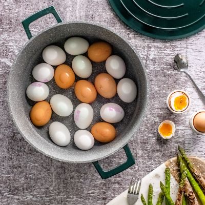 MasterClass 28cm Cast Aluminium Casserole Dish Hunter Green  image(5)