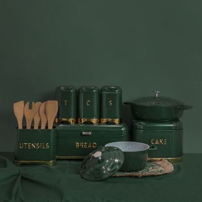 MasterClass 28cm Cast Aluminium Shallow Casserole Dish Hunter Green  image(7)