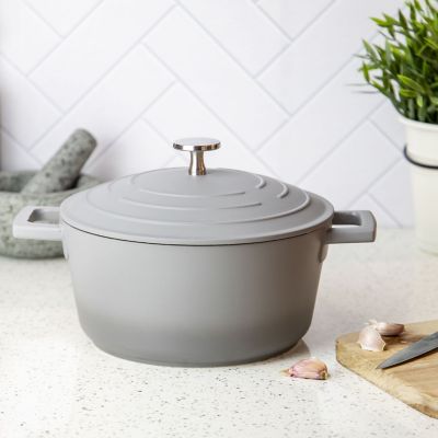 MasterClass 20cm Cast Aluminium Casserole Dish Grey Ombre image(2)
