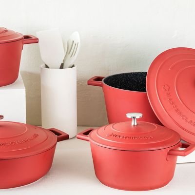 MasterClass 24cm Cast Aluminium Casserole Dish Red image(7)