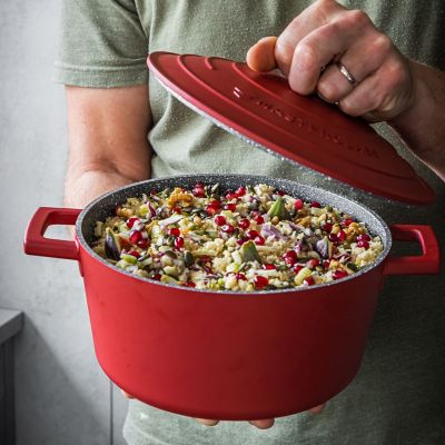 MasterClass 28cm Cast Aluminium Casserole Dish Red image(2)