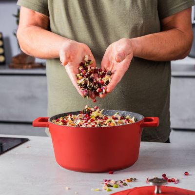 MasterClass 28cm Cast Aluminium Casserole Dish Red image(7)
