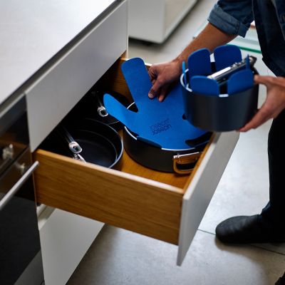 Joseph Joseph Space 3 Piece Saucepan Set with Folding Handles image(6)