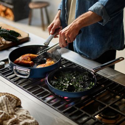 Joseph Joseph Space 2 Piece Frying Pan Set with Folding Handles image(6)