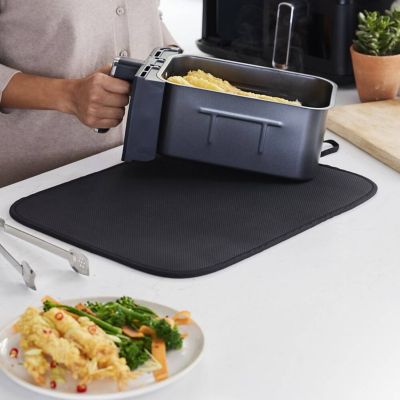 Lakeland Heat Resistant Air Fryer Mat image(2)