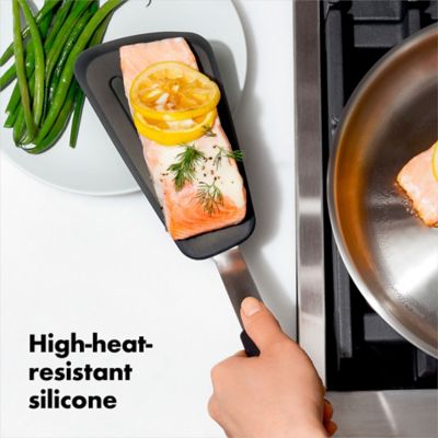 OXO Good Grips Silicone Flexible Omelette Turner image(2)