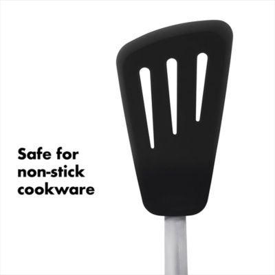 OXO Good Grips Silicone Flexible Omelette Turner image(4)