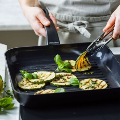 GreenPan Essence Square Grill Pan 28cm image(2)