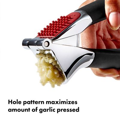 OXO Good Grips Garlic Press image(4)