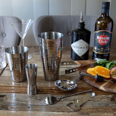 BarCraft 8-Piece Boston Cocktail Maker Set with Hammered Finish image(2)