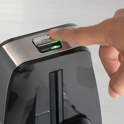 FoodSaver Vertical Vacuum Sealer with 700ml Container and Bags FFS010 image(5)