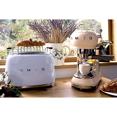Smeg Espresso Coffee Machine Cream ECF01CRUK image(5)