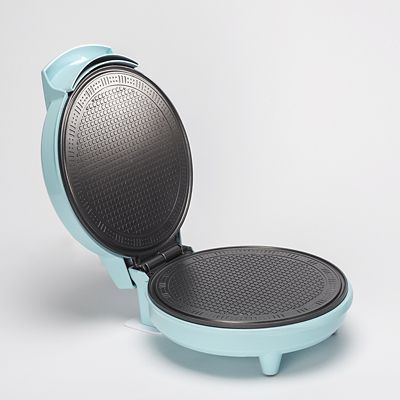 Gourmet Gadgetry Vintage Tea Party Ice Cream Cone and Waffle Dish Maker image(4)