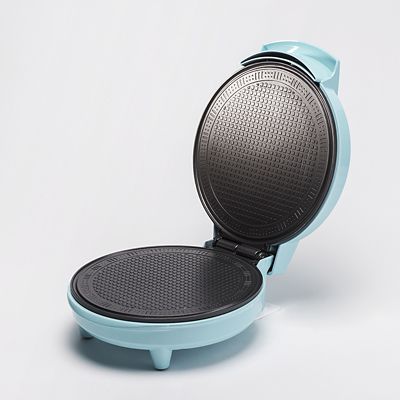 Gourmet Gadgetry Vintage Tea Party Ice Cream Cone and Waffle Dish Maker image(5)